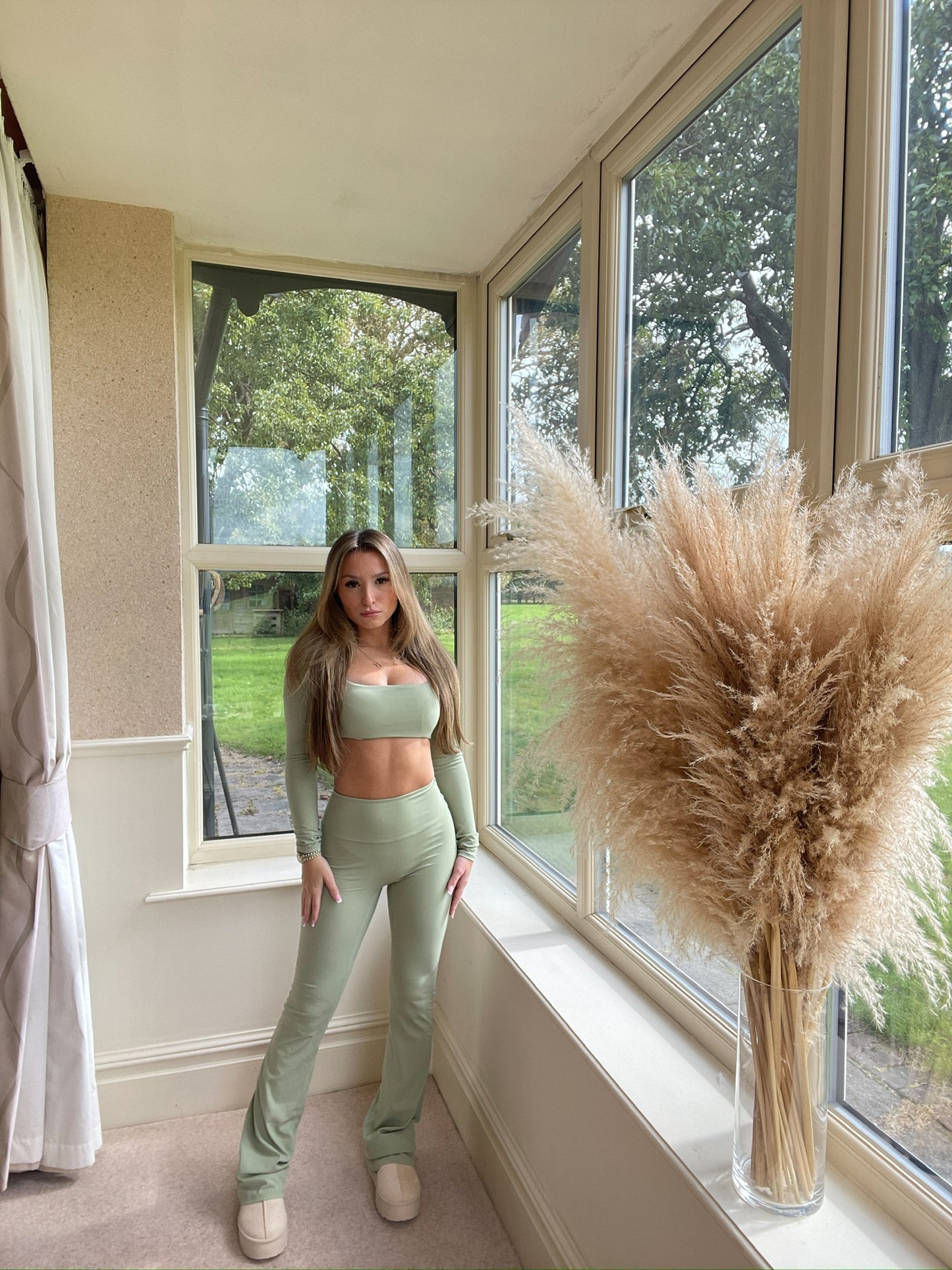 "Lydia" Seamless Flared Leg Gym Set in Sage Green