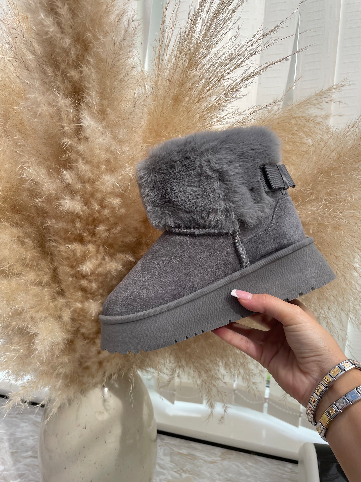 “Avalanche” Fur Platform Boots