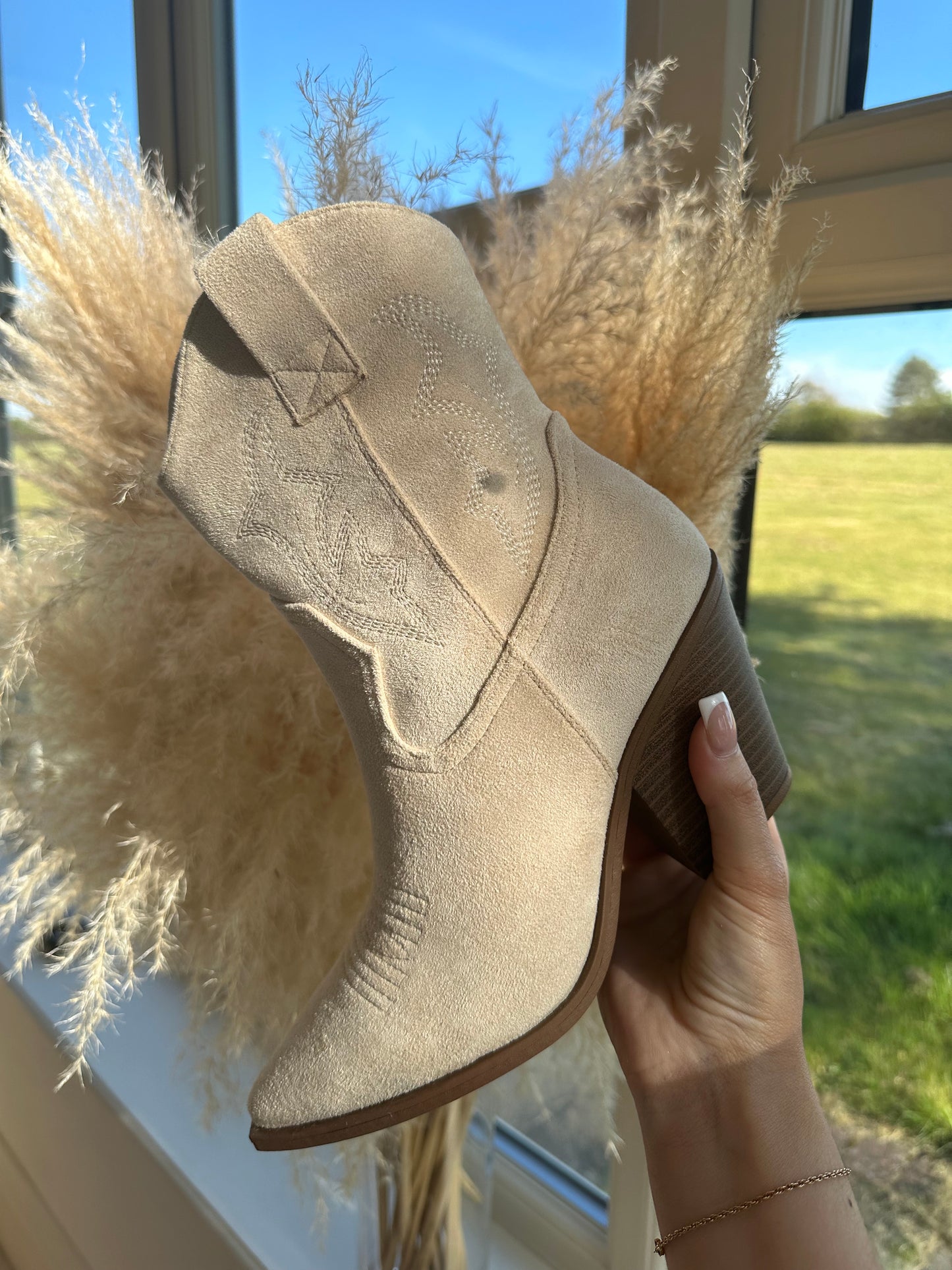 “Saddle Up” Suede Western Boots in Cream