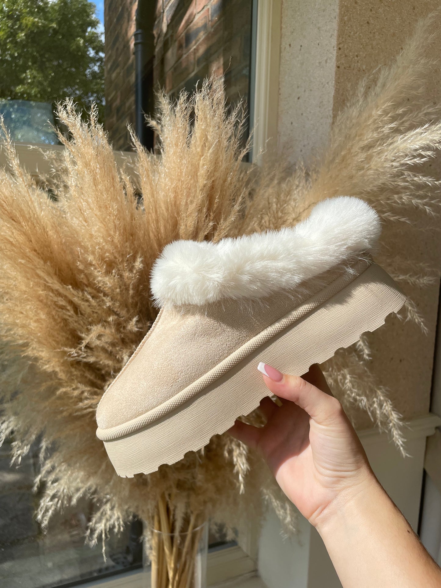 “Cosy Up” Fur Platform Slippers